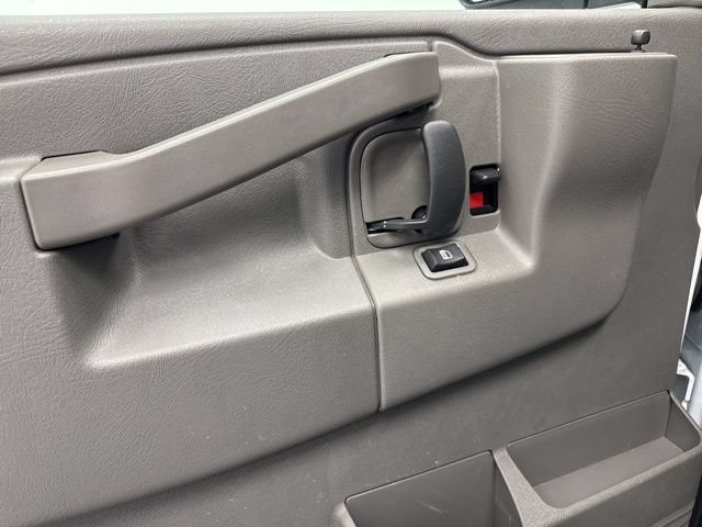 New 2025 Chevrolet Express 3500 w/ Power Convenience Package RWD image 9