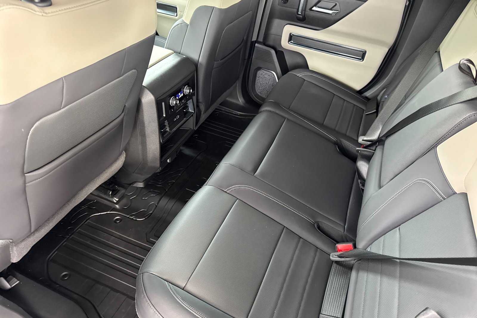 New 2026 GMC Hummer EV 4x4 Crew Cab image 13