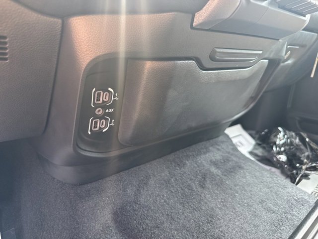 New 2026 RAM 1500 4x4 Crew Cab image 22