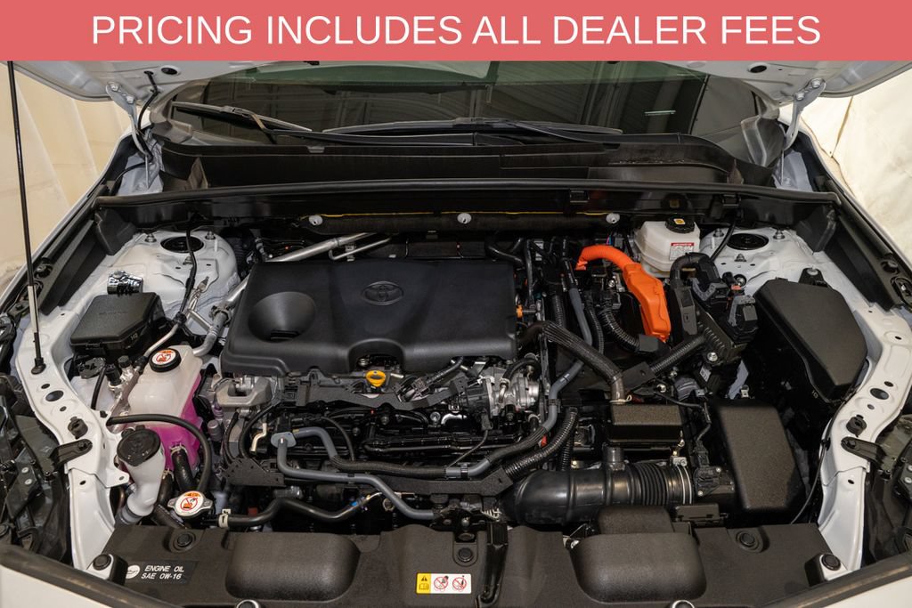 Certified 2024 Toyota Venza LE AWD/4WD image 19