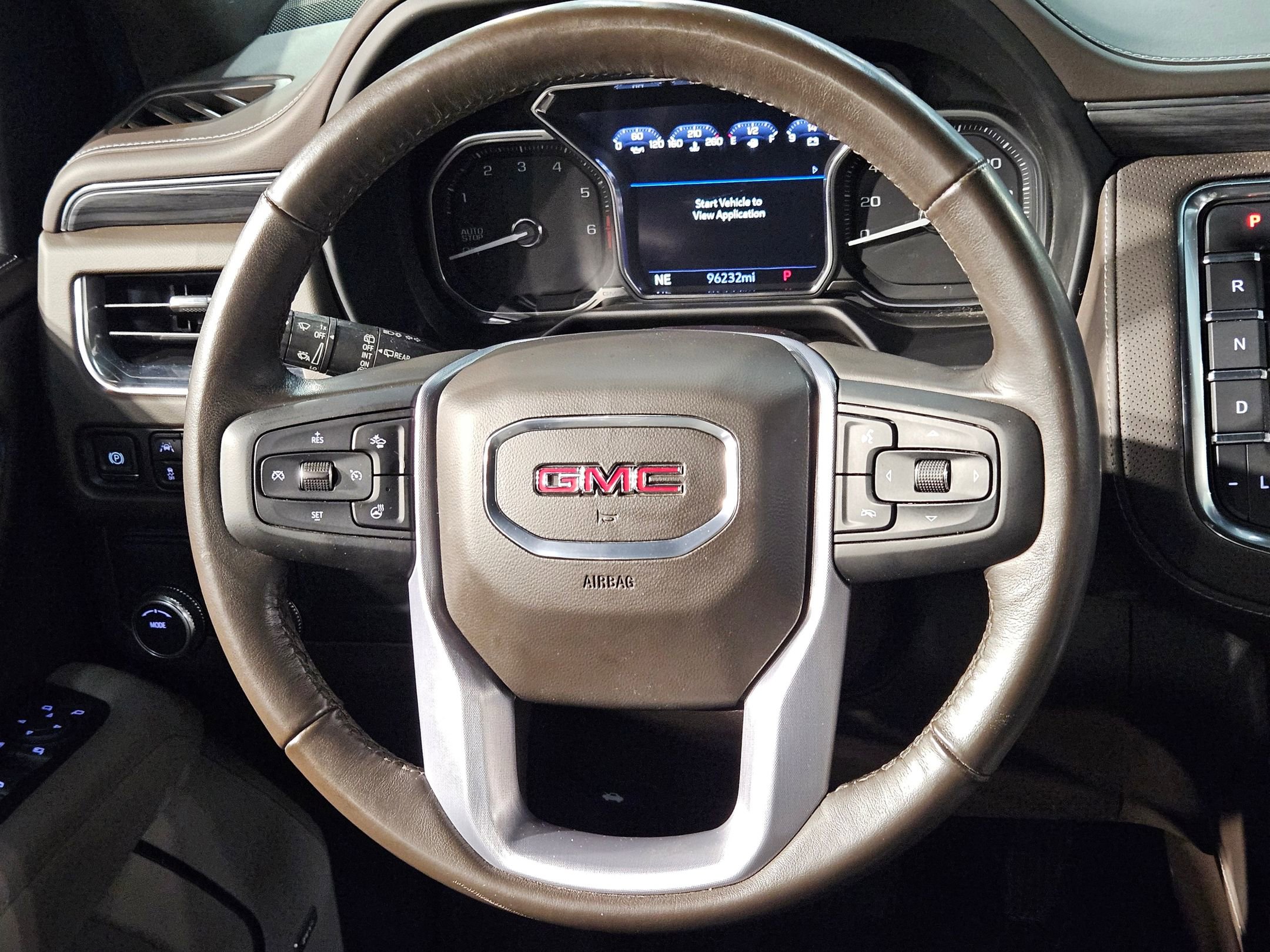 Used 2021 GMC Yukon SLT w/ SLT Luxury Package image 27