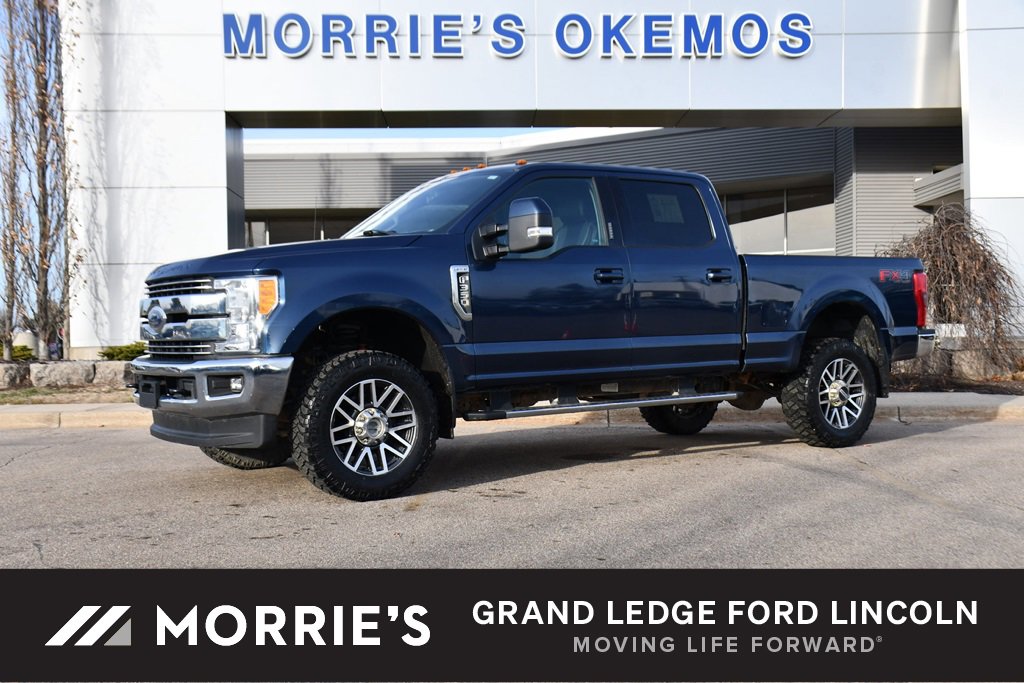 Used 2017 Ford F350 Lariat image 1