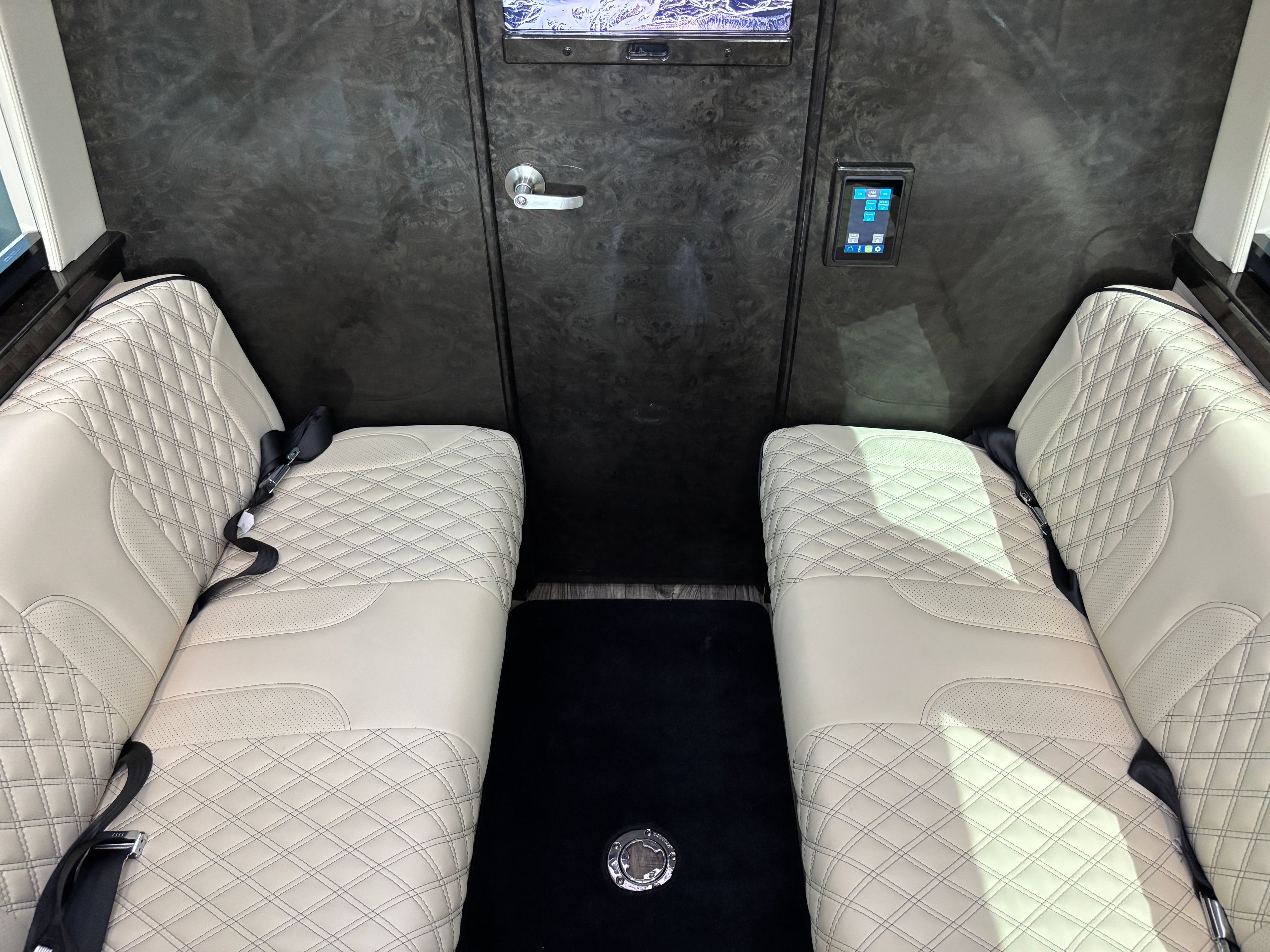Used 2020 Mercedes-Benz Sprinter 3500 image 46