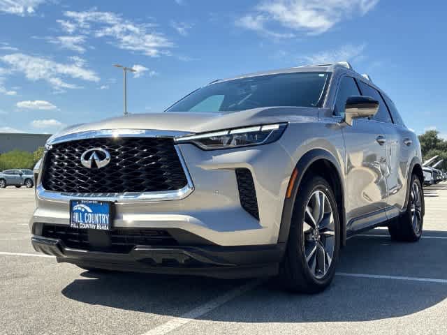 Used 2025 INFINITI QX60 Luxe w/ Cargo Package FWD image 11