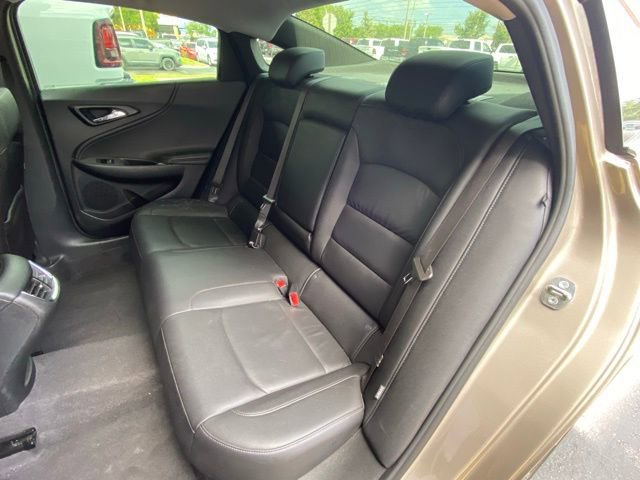 Used 2022 Chevrolet Malibu LT w/ Leather Package FWD image 24