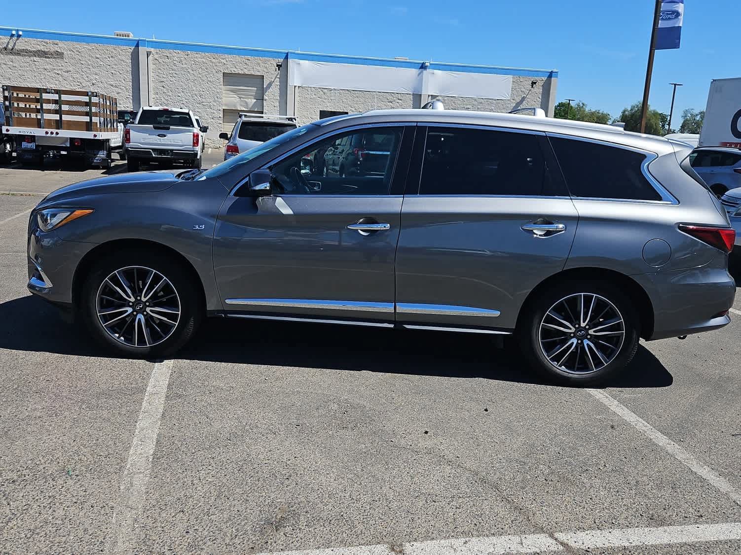 Used 2020 INFINITI QX60 Luxe w/ Sensory Package image 5