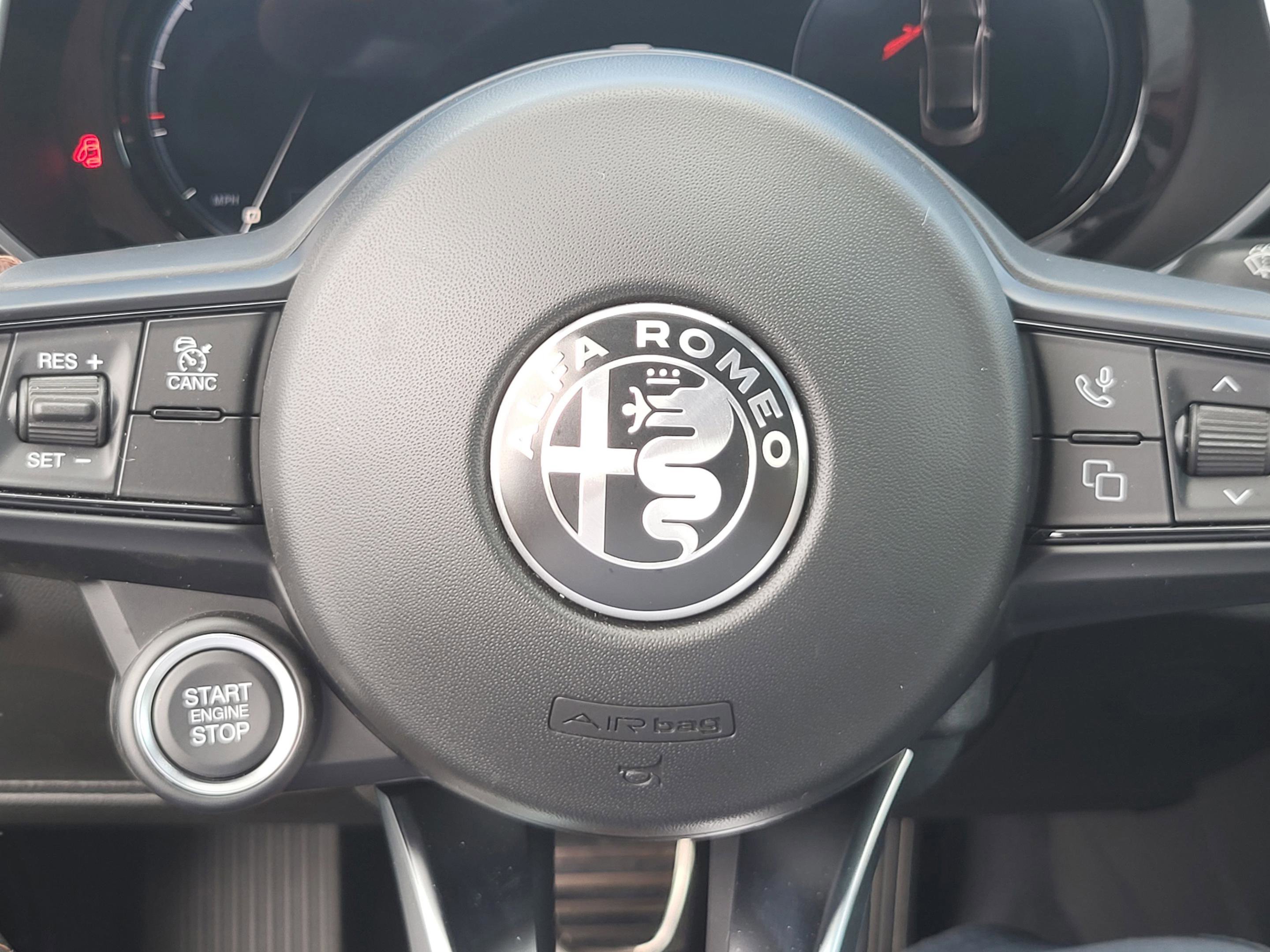 New 2025 Alfa Romeo Giulia w/ Driving Assist Package RWD image 61