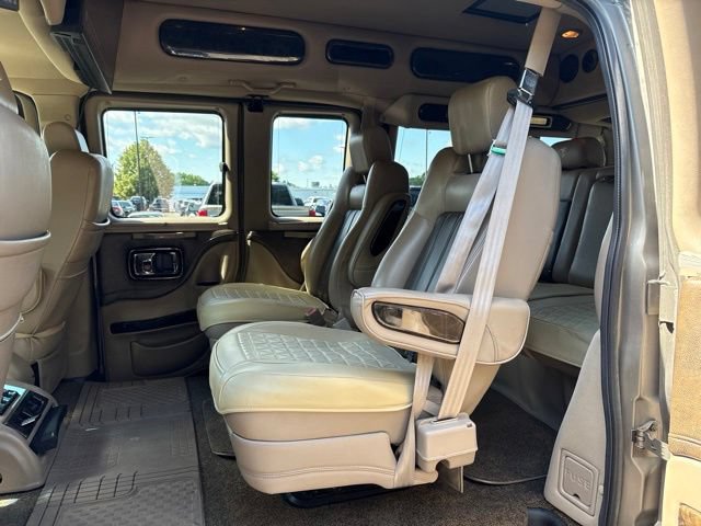 Used 2014 GMC Savana 1500 RWD image 6