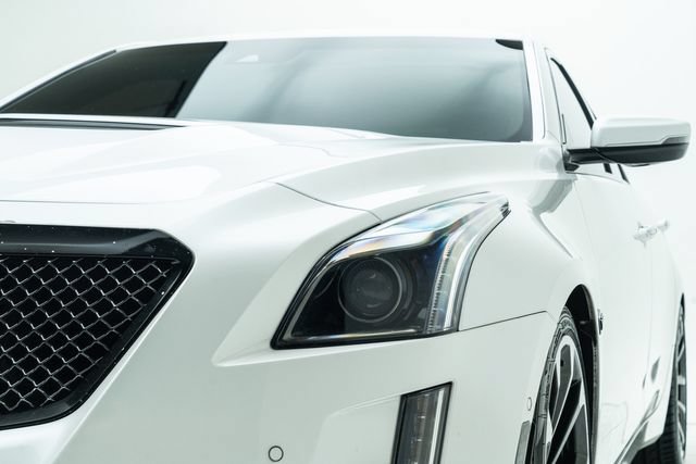 Used 2018 Cadillac CTS V w/ Carbon Fiber Package RWD image 11