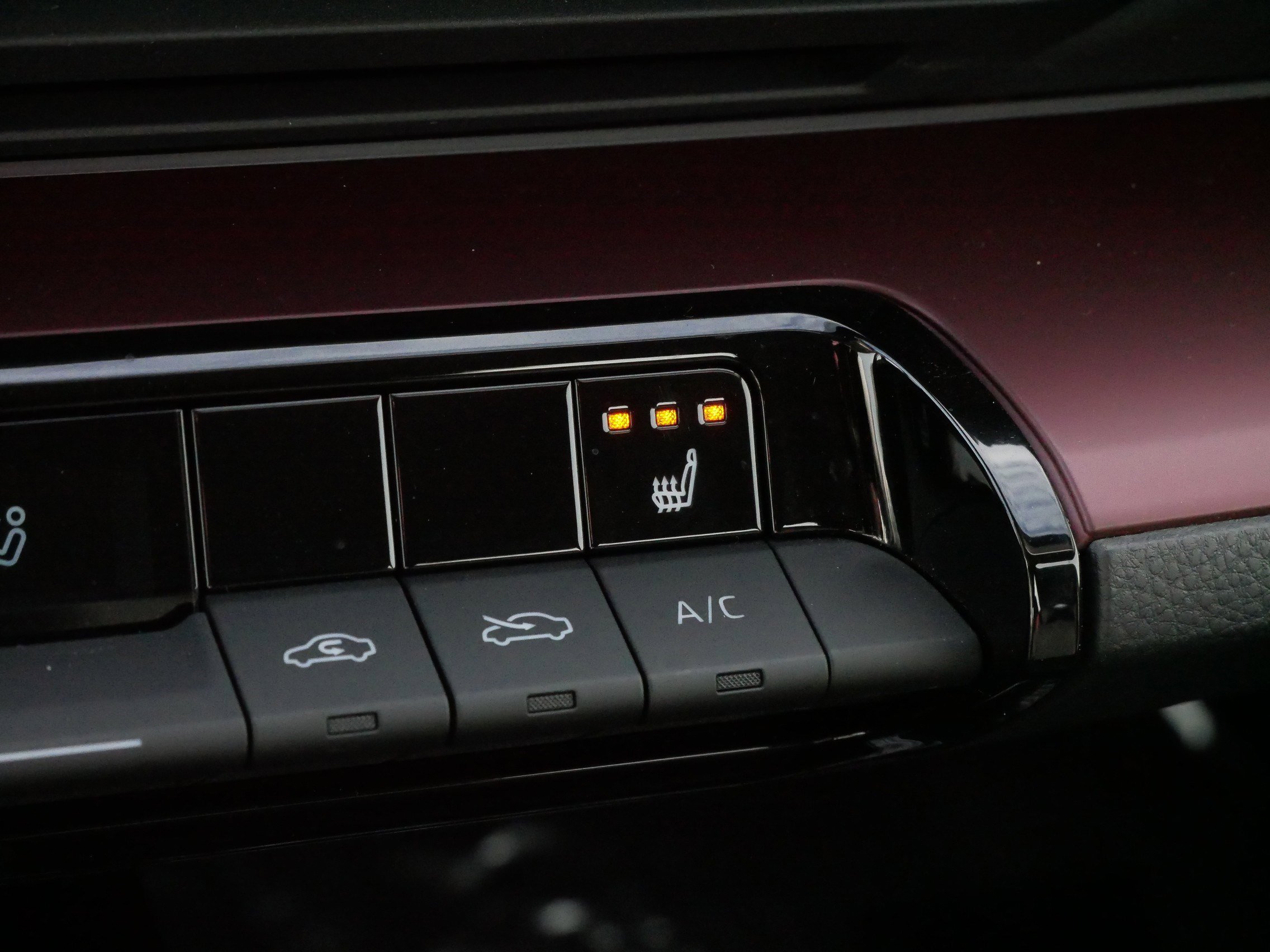 Certified 2024 Toyota Prius Prime image 25