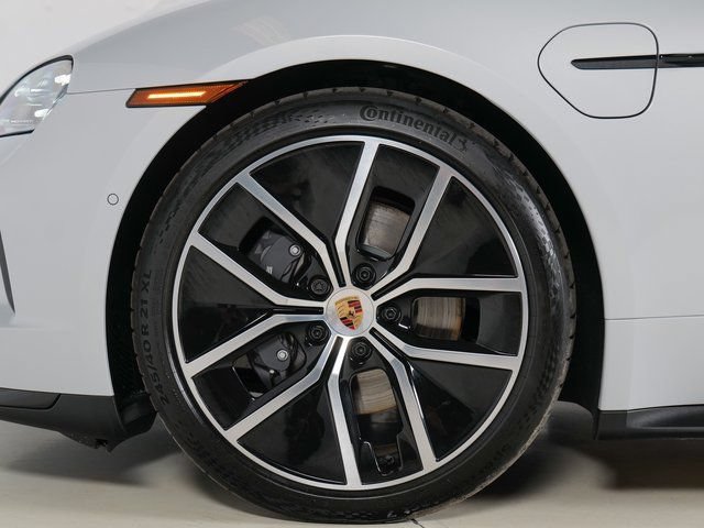 New 2026 Porsche Taycan AWD/4WD image 39