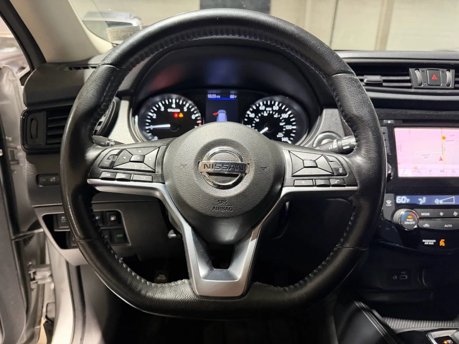 Used 2018 Nissan Rogue SL AWD/4WD image 13