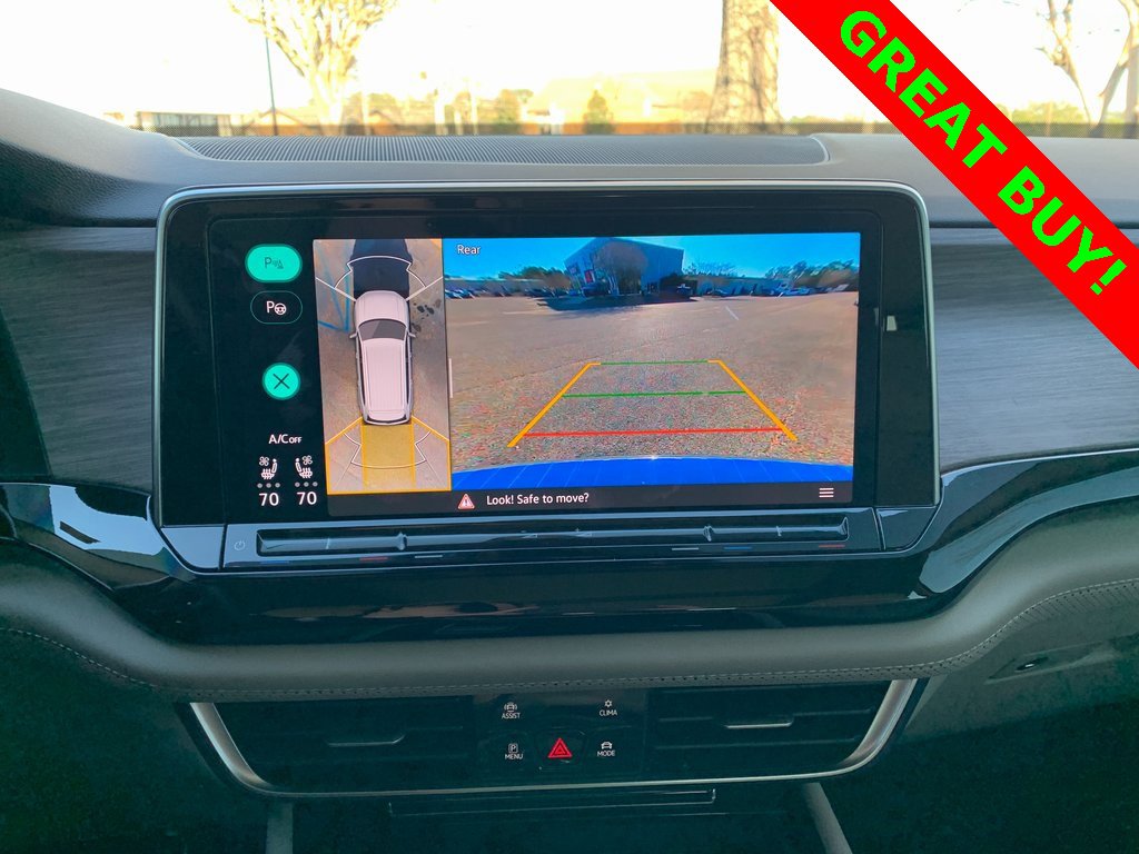 Used 2024 Volkswagen Atlas SEL Premium R-Line image 18