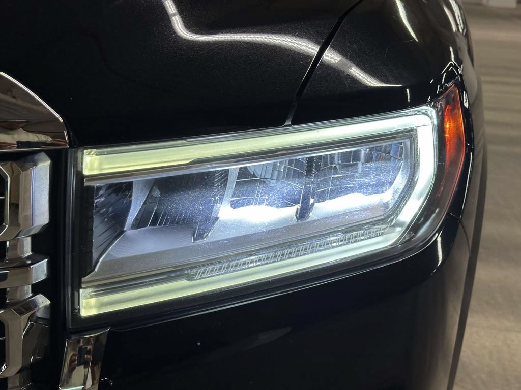 Used 2022 GMC Acadia Denali w/ Denali Technology Package AWD/4WD image 9