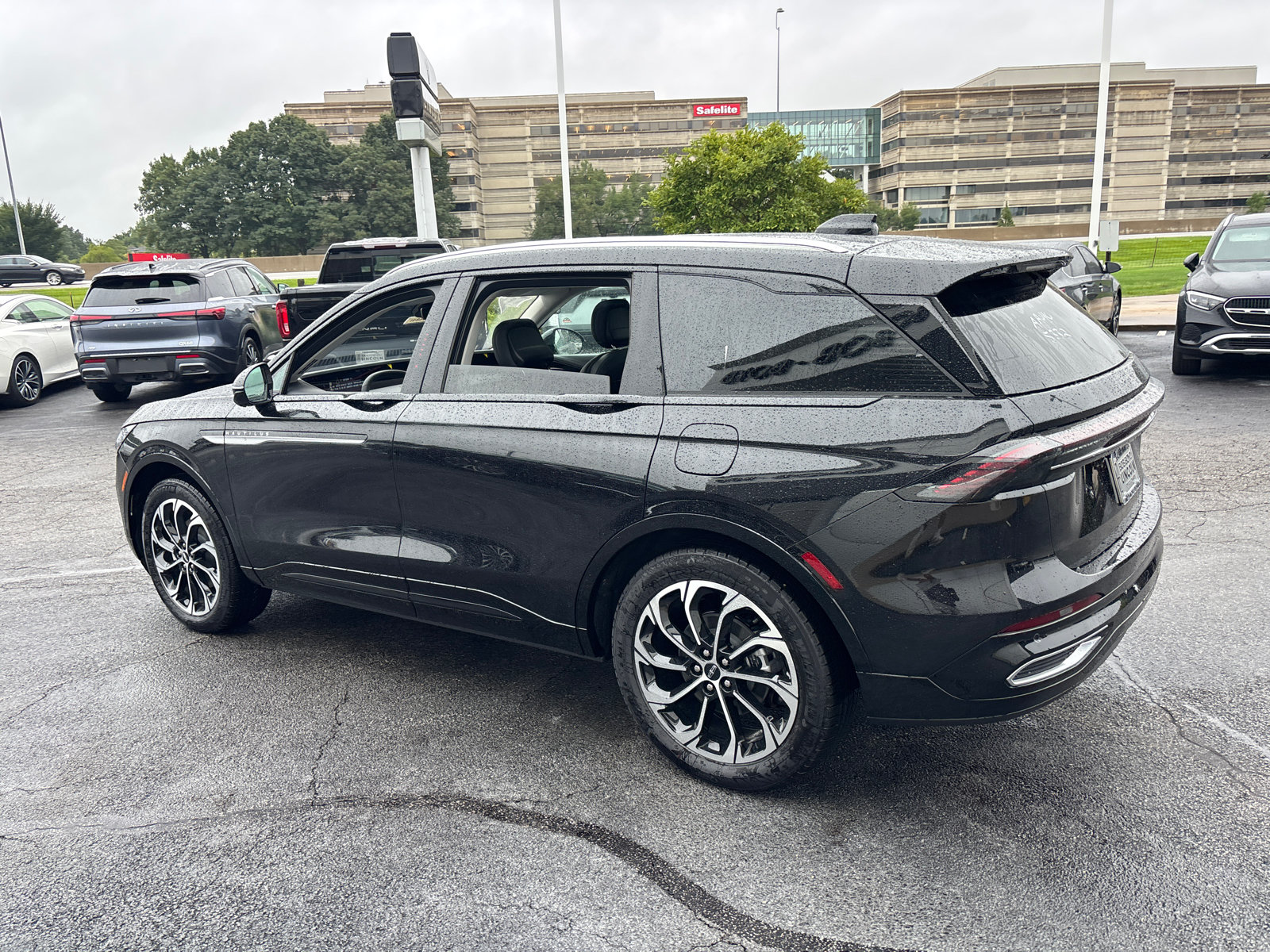 New 2026 Lincoln Nautilus Reserve AWD/4WD image 5