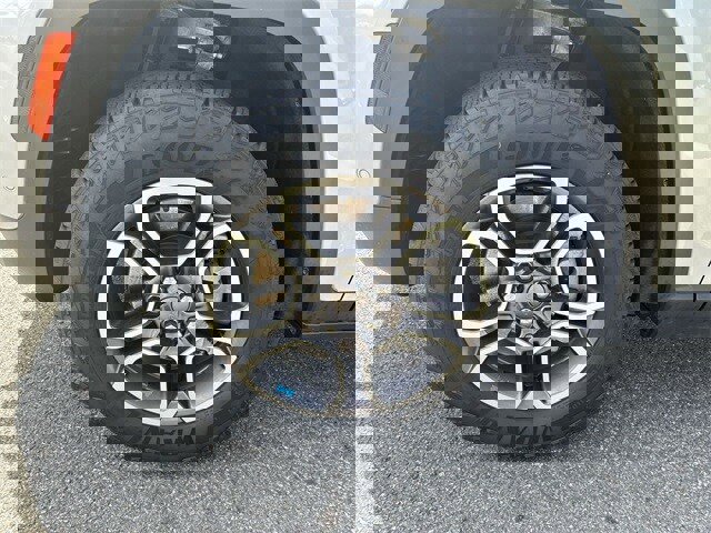 Used 2023 Jeep Grand Cherokee Trailhawk w/ Advanced Protech Group II image 10