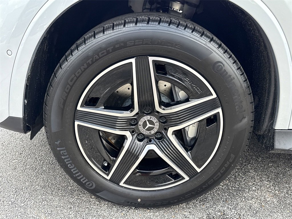 New 2025 Mercedes-Benz GLC 350e 4MATIC image 9