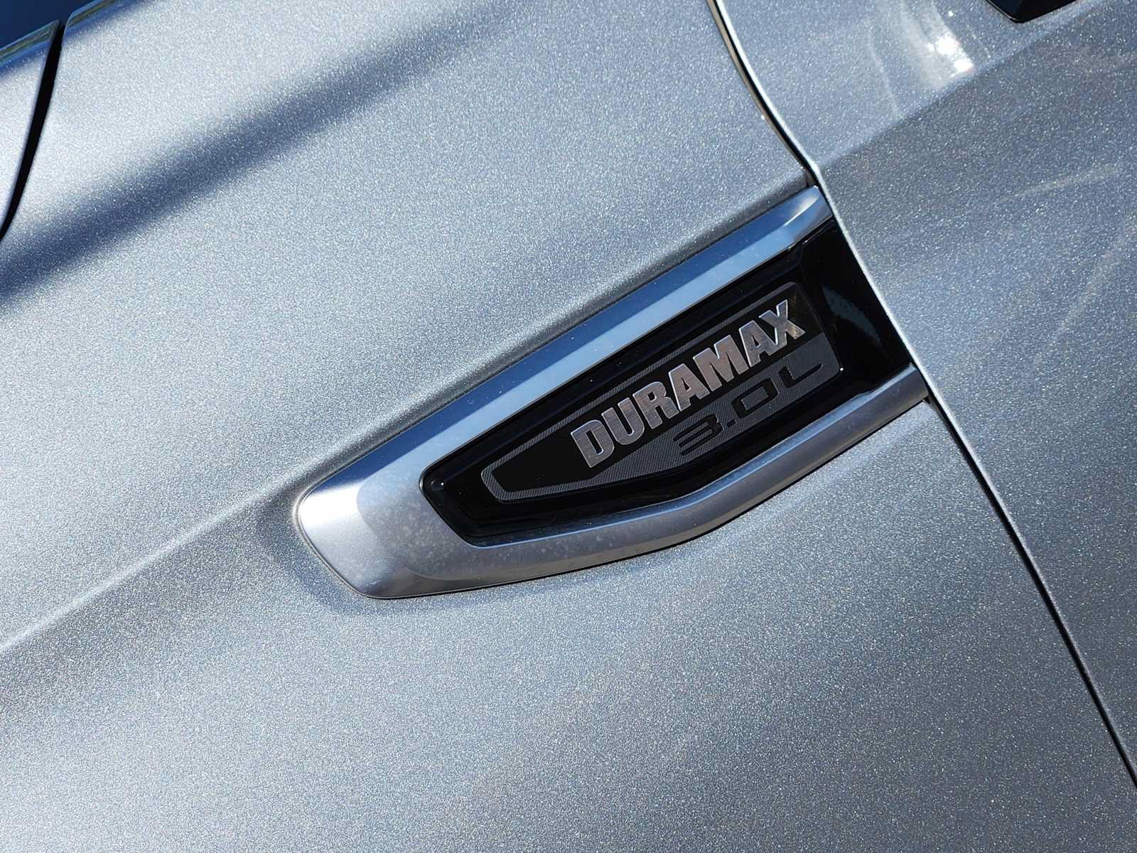 Certified 2024 GMC Yukon XL Denali w/ Denali Reserve Package AWD/4WD image 11