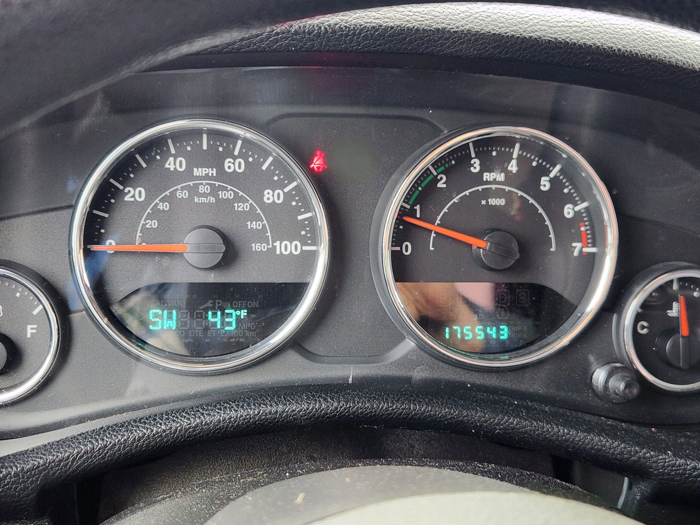 Used 2013 Jeep Wrangler Sport image 29