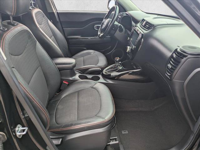 Used 2018 Kia Soul ! FWD image 19