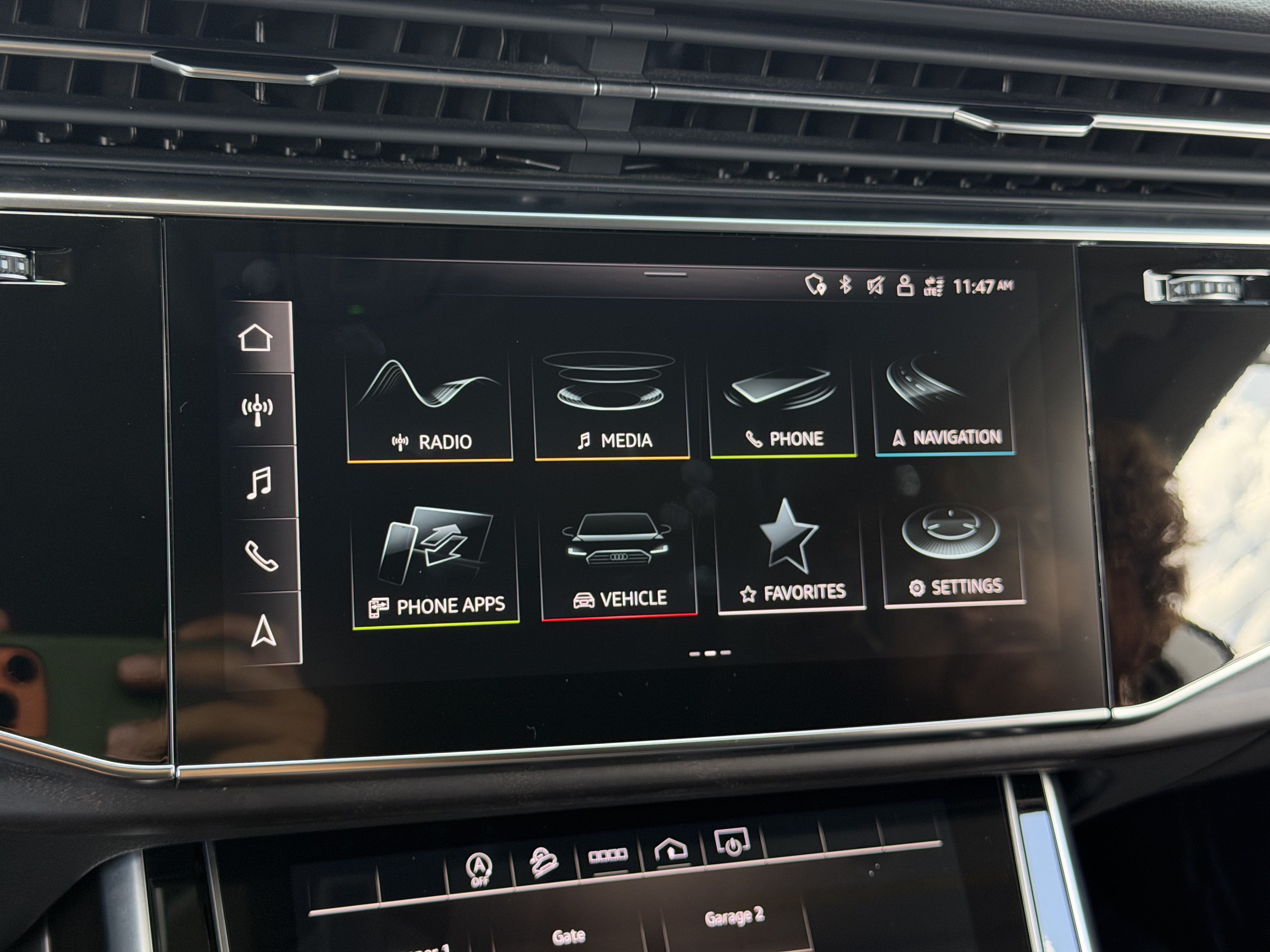 Used 2023 Audi Q8 Premium w/ Convenience Package AWD/4WD image 22