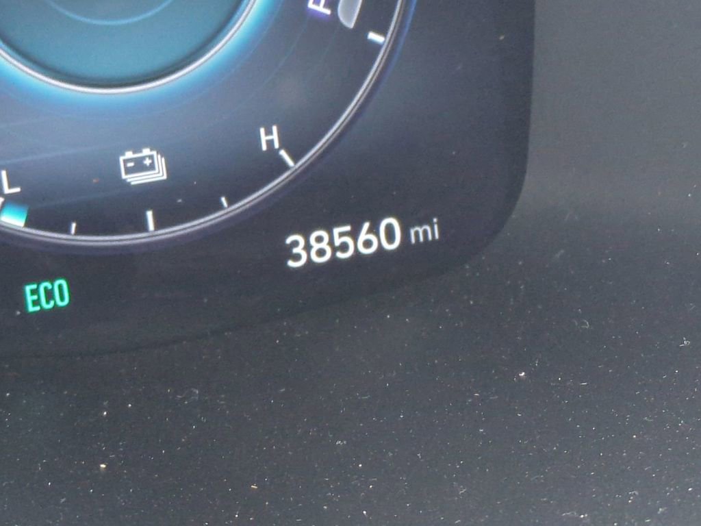 Used 2023 Hyundai Santa Fe SEL Convenience AWD/4WD image 37