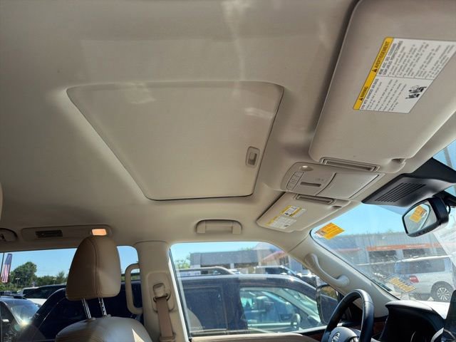 Used 2023 Nissan Armada SL w/ Cargo Package RWD image 10