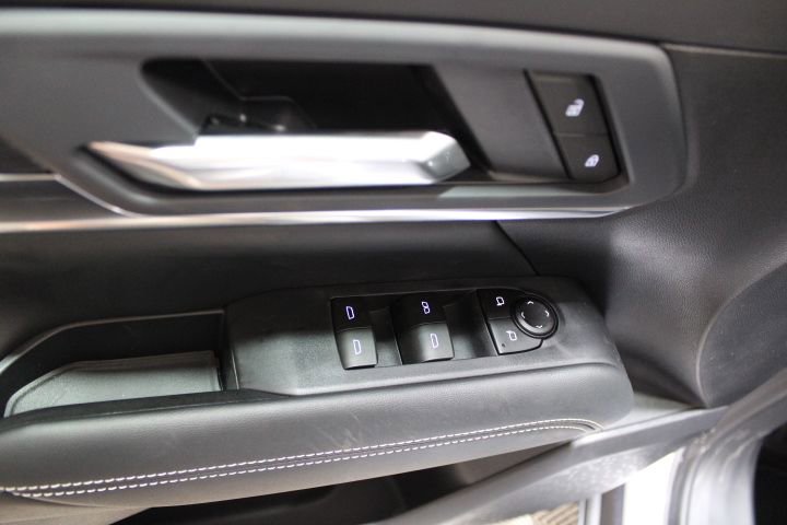 New 2026 GMC Terrain Elevation w/ Black Edition image 11