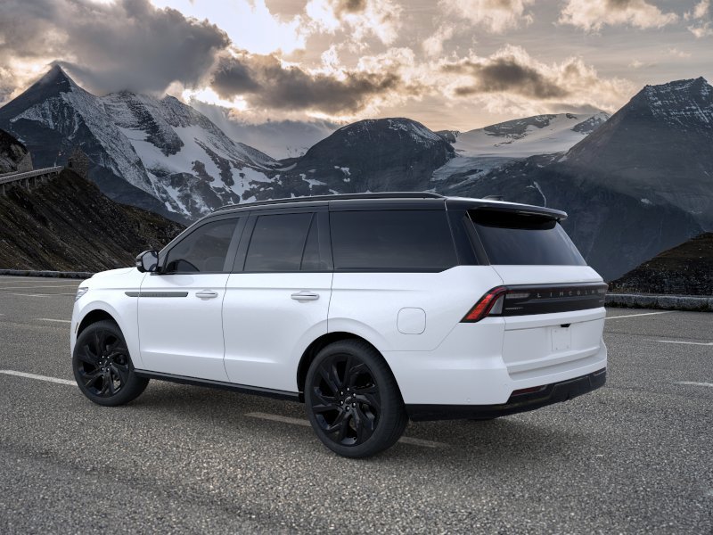 New 2026 Lincoln Navigator Black Label AWD/4WD image 4