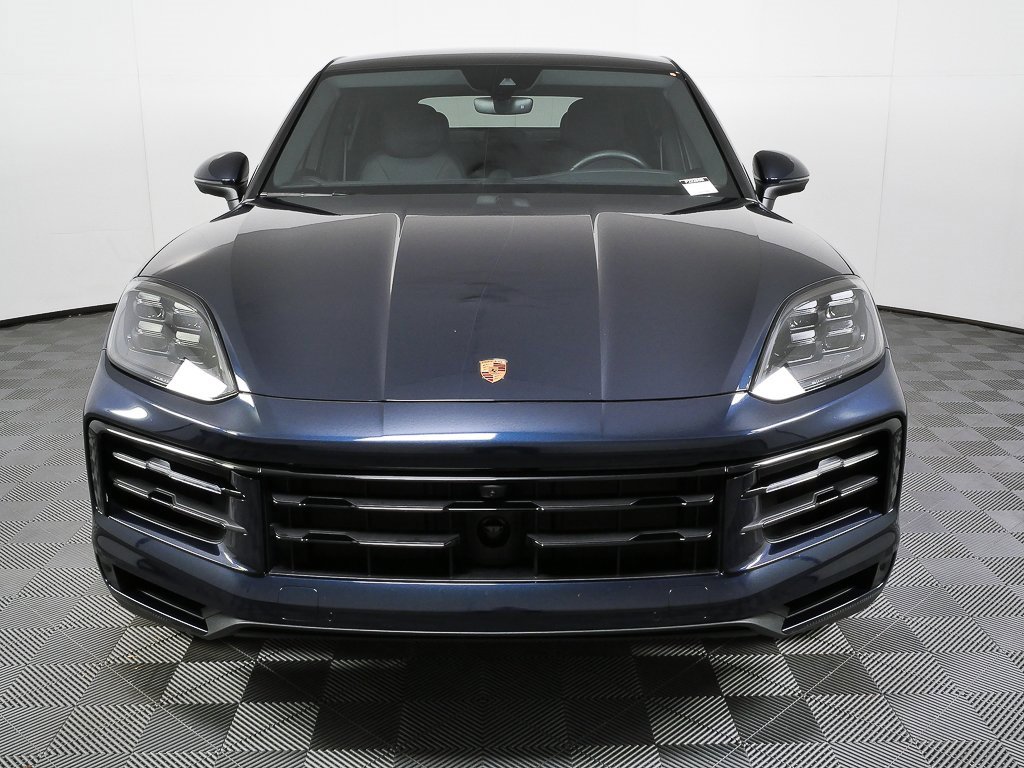 Certified 2025 Porsche Cayenne S image 37