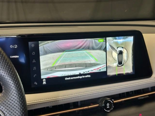 Used 2024 Nissan Ariya AWD image 28