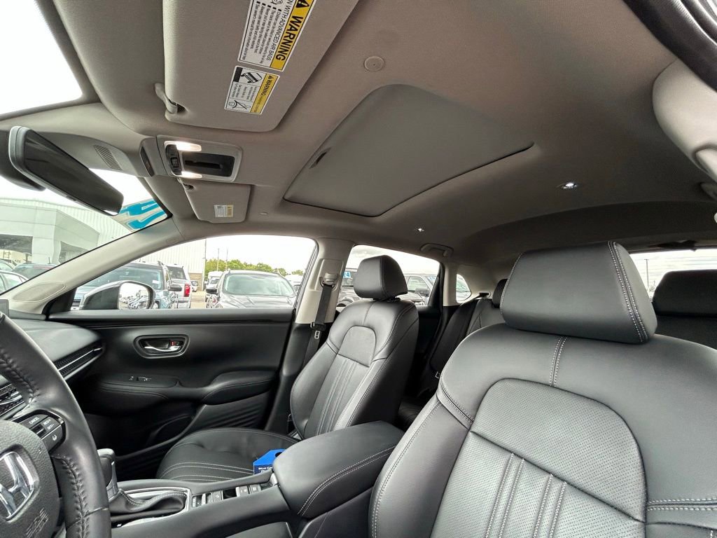 Used 2024 Honda HR-V EX-L image 16