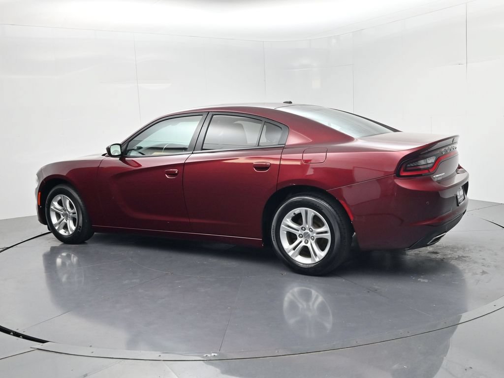 Used 2020 Dodge Charger SXT w/ Leather Interior Group RWD image 5