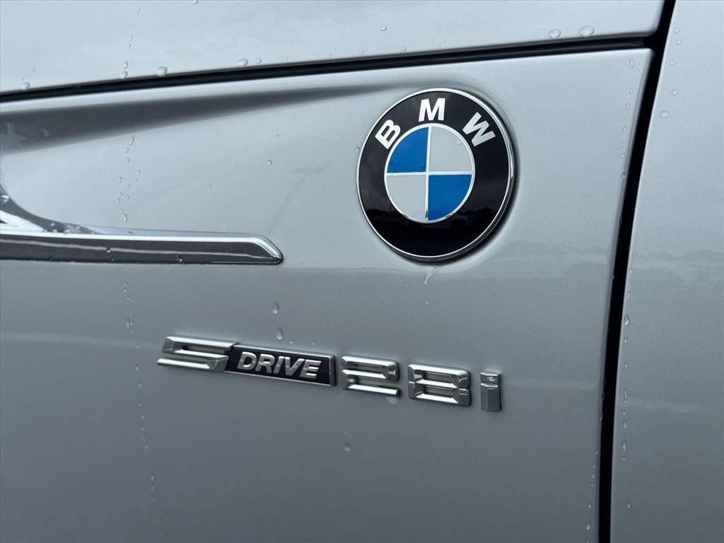 Used 2015 BMW Z4 sDrive28i RWD image 10