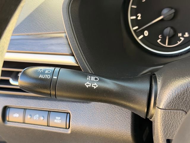 Used 2025 Nissan Altima 2.5 SV image 16
