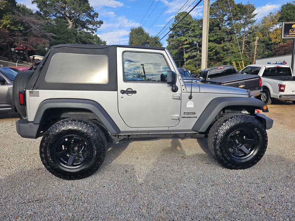 Used 2015 Jeep Wrangler Sport w/ Quick Order Package 23S AWD/4WD image 7