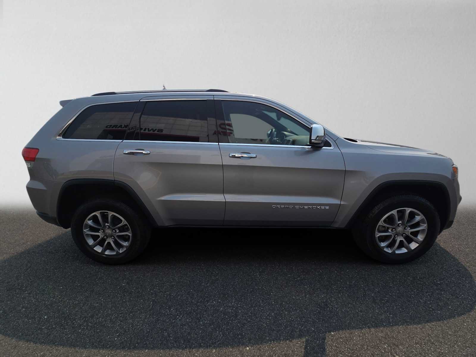 Used 2014 Jeep Grand Cherokee Limited AWD/4WD image 2