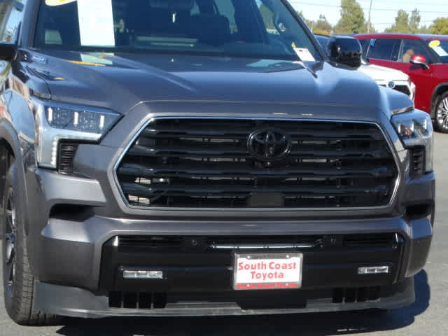 Used 2025 Toyota Sequoia Limited image 4