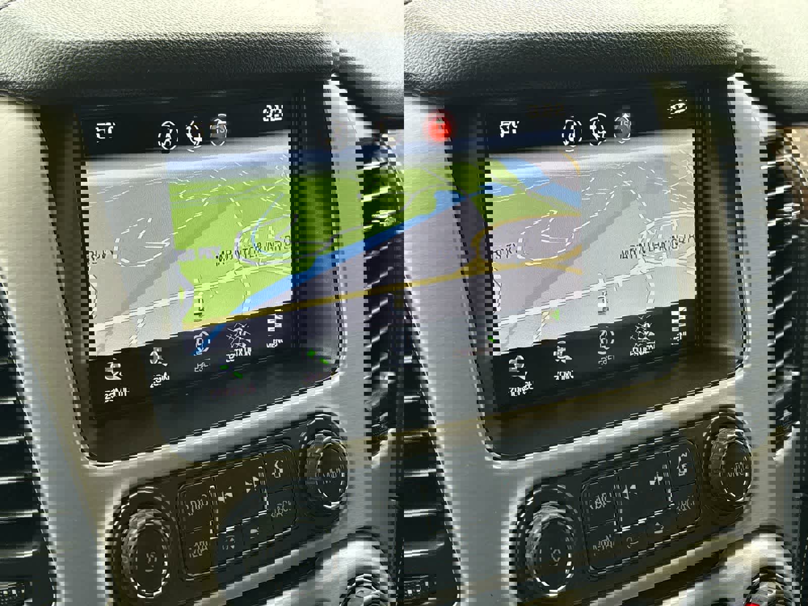 Used 2015 GMC Yukon Denali w/ Open Road Package image 17