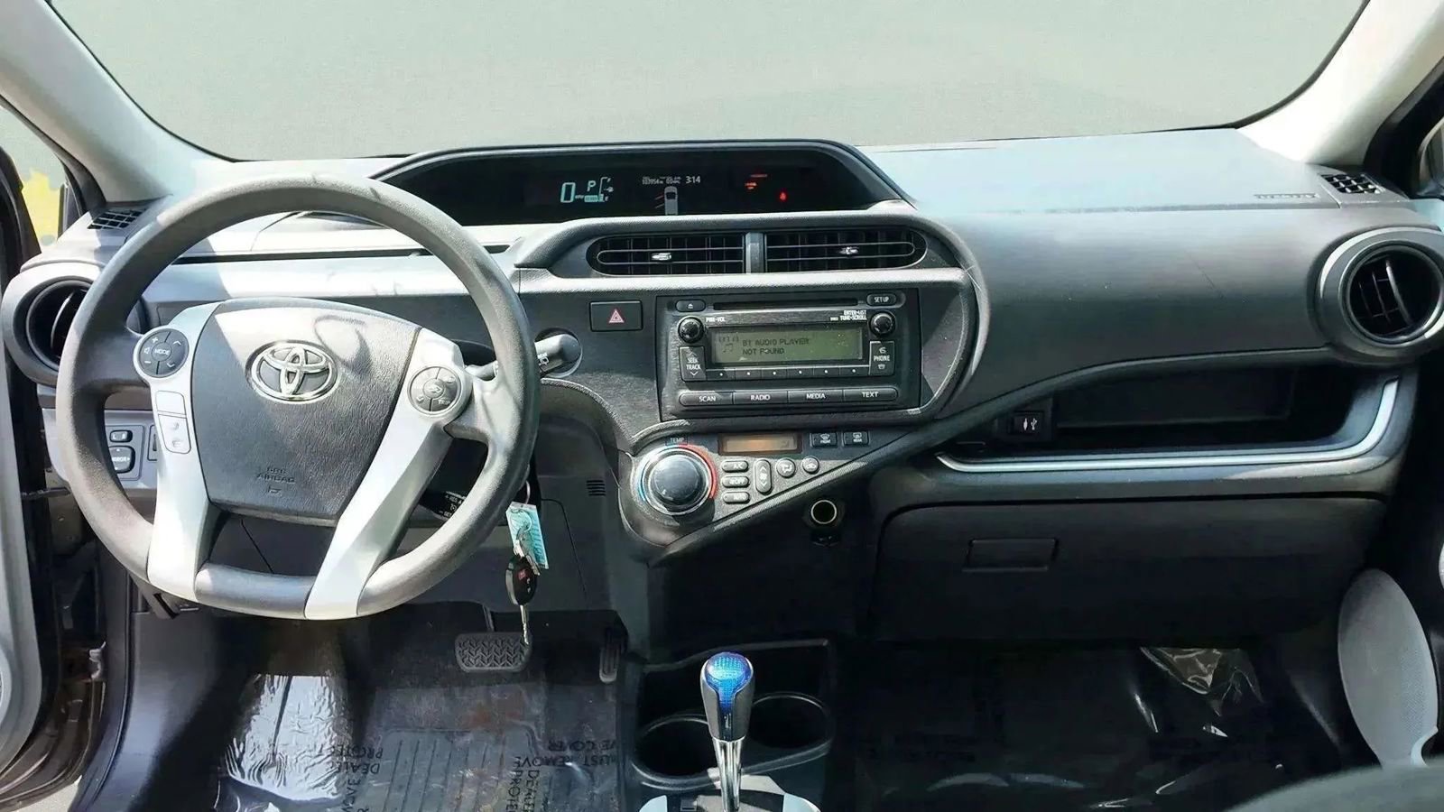 Used 2014 Toyota Prius C Two image 15