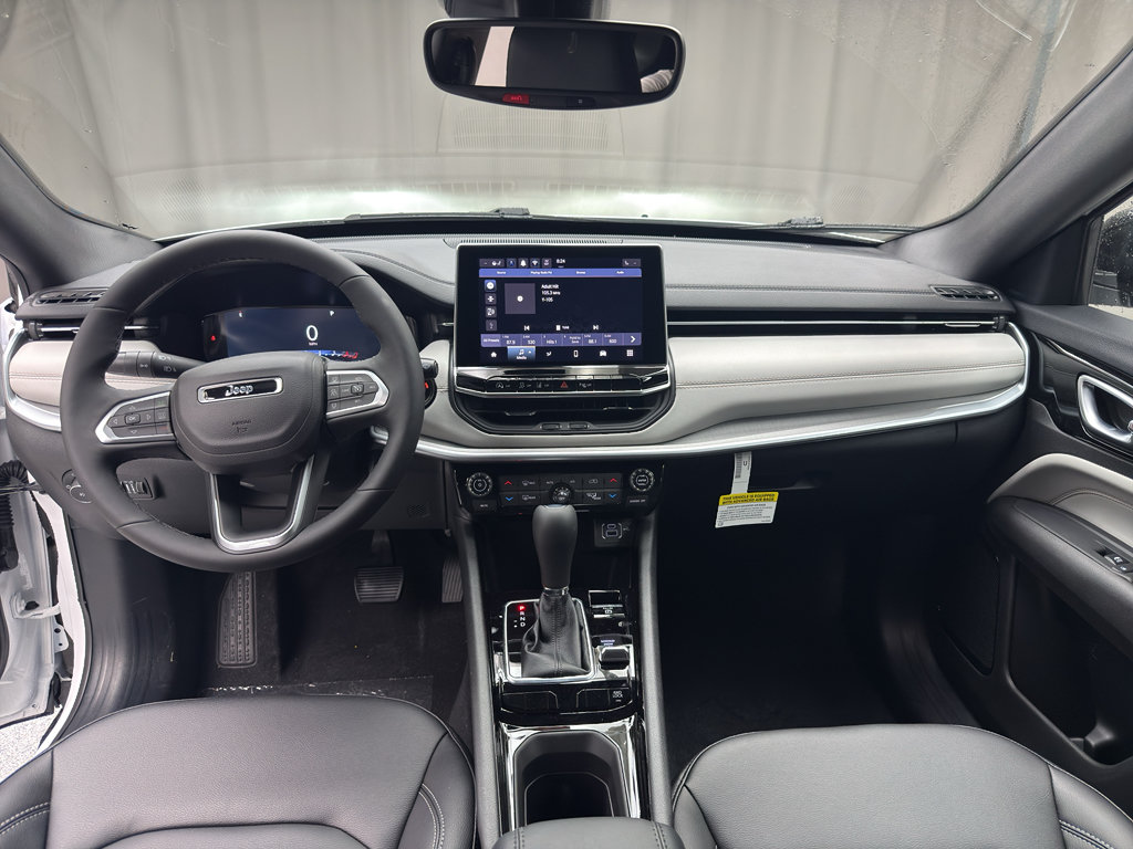New 2026 Jeep Compass Limited AWD/4WD image 8