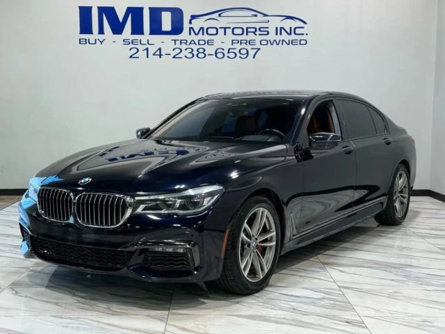 Used 2018 BMW 750i xDrive image 2