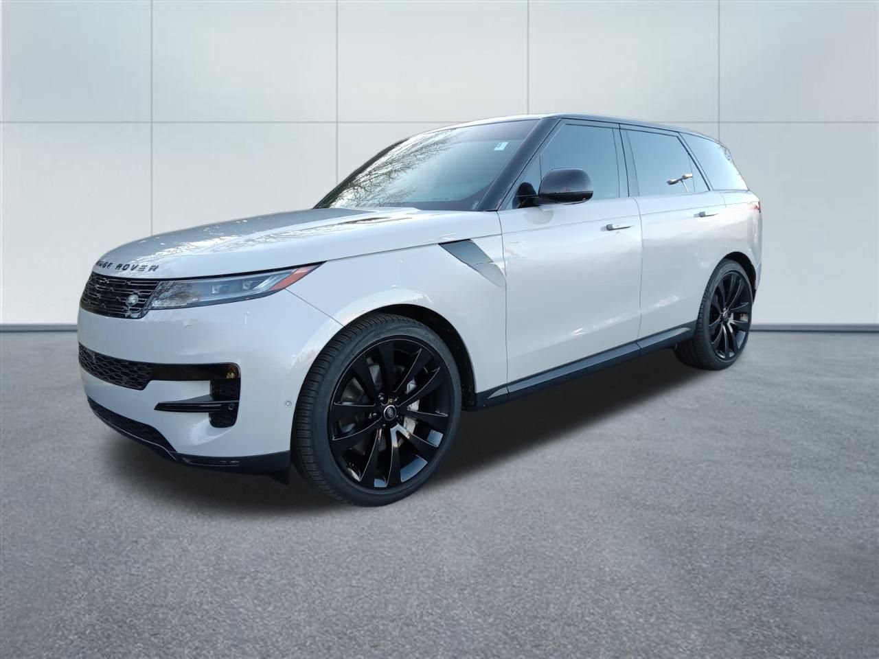 Used 2024 Land Rover Range Rover Sport SE image 1