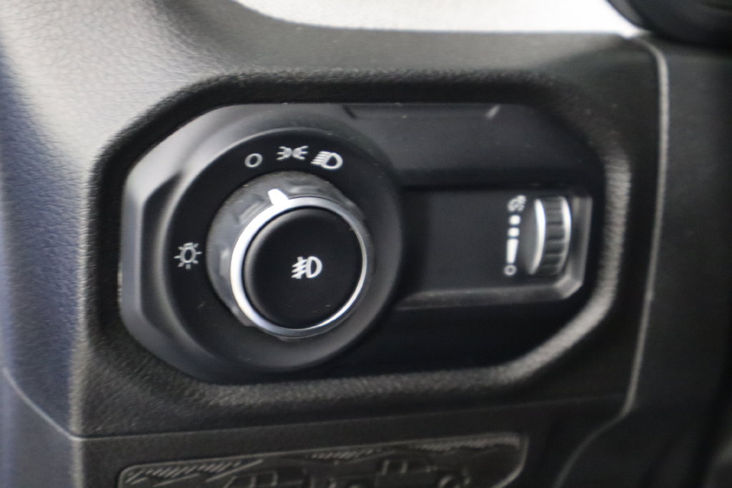 Used 2025 Jeep Wrangler Unlimited Sport AWD/4WD image 22