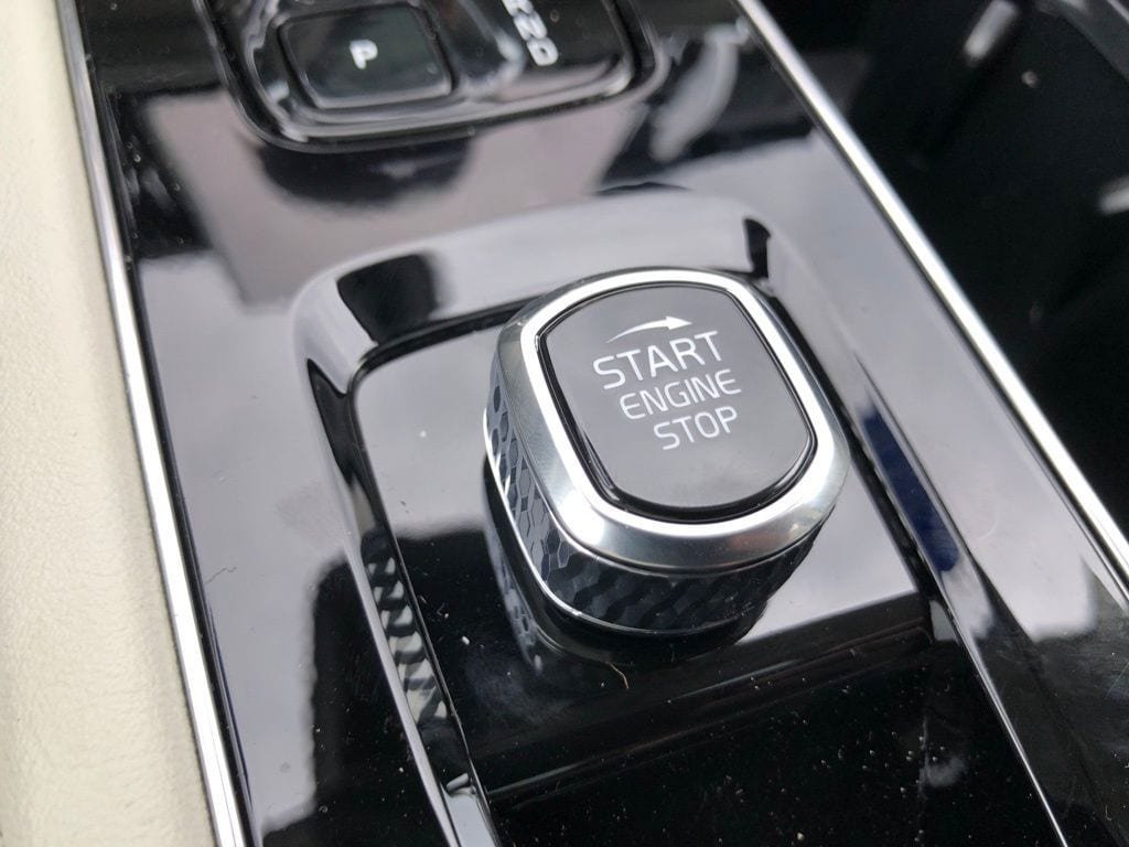 New 2026 Volvo XC90 T8 Ultra w/ Protection Package Premier AWD/4WD image 25