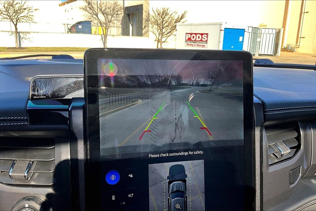 Used 2025 Ford F150 Lightning Platinum image 22