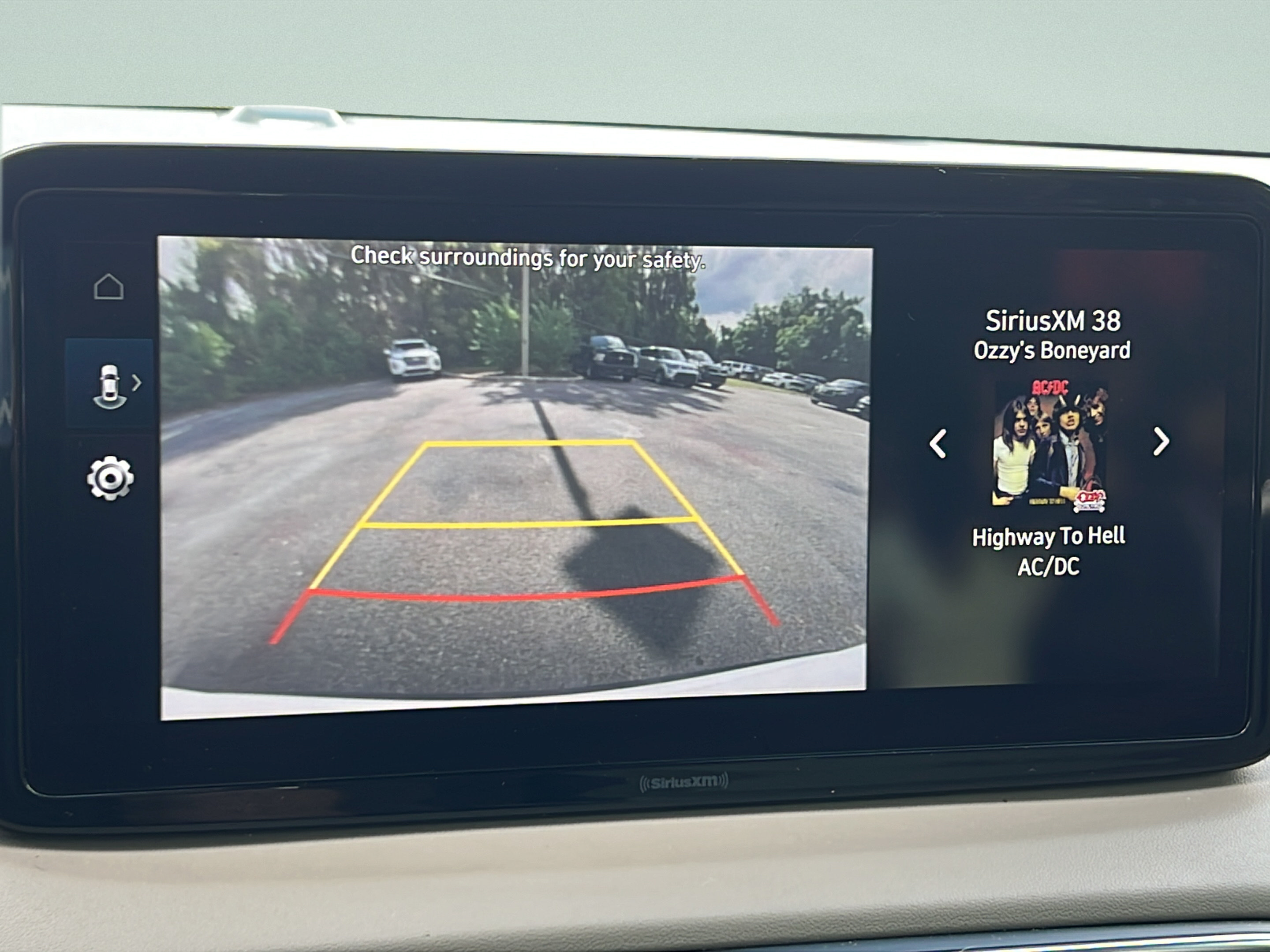 Used 2023 Hyundai Santa Fe SEL FWD image 18