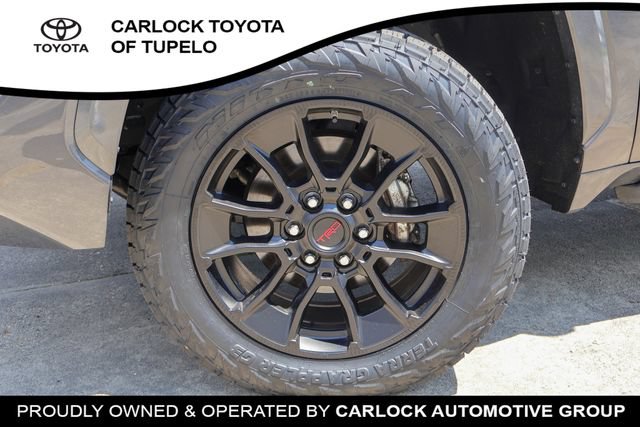 Used 2024 Toyota Tundra Limited AWD/4WD image 32