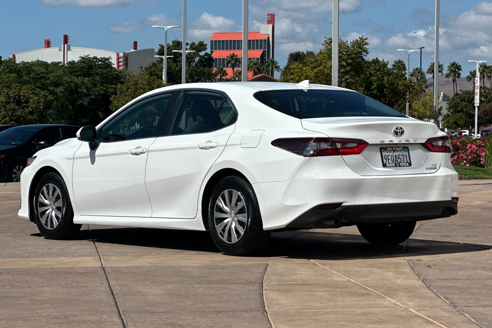 Certified 2023 Toyota Camry LE FWD image 7