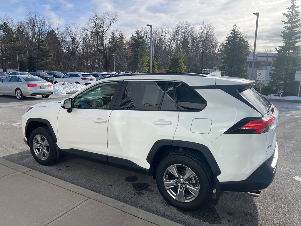 Used 2024 Toyota RAV4 XLE image 43